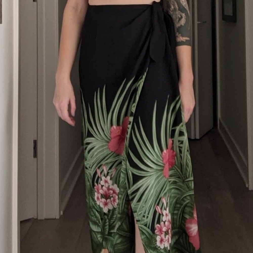 NWT Tommy Bahama Silk Sarong Wrap Skirt